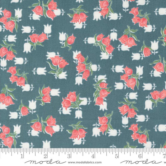 Rosemary Cottage - Tulips Florals Lake 8m Fabric Bolt | Moda