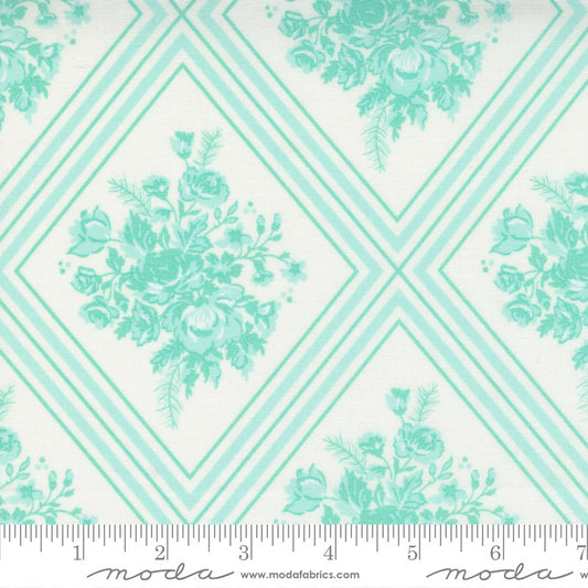 Merry Little Christmas Diagonal Floral 7m Fabric Bolt| Modalt